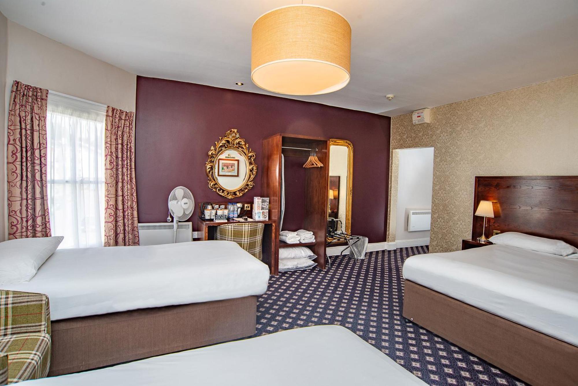 Foley Arms Hotel Грейт-Малверн Экстерьер фото